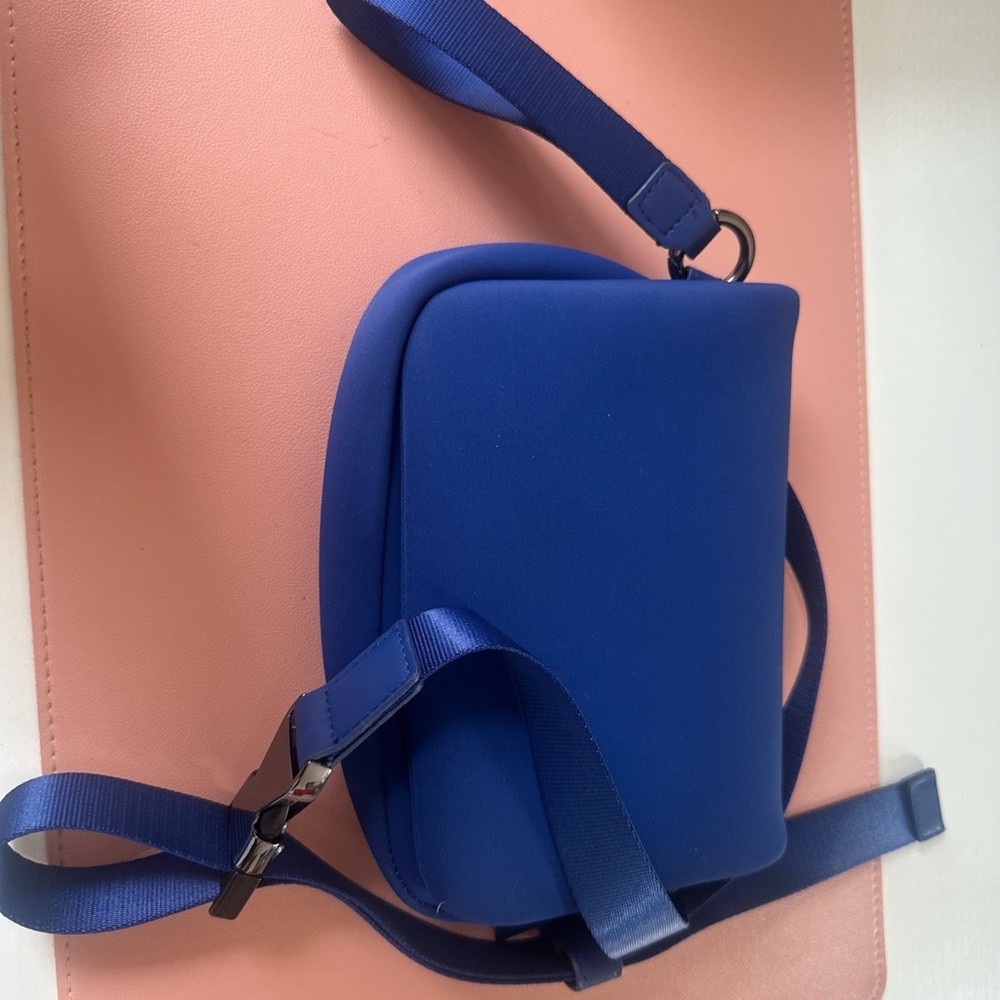 Blue Minimal Crossbody Bag - Unbranded